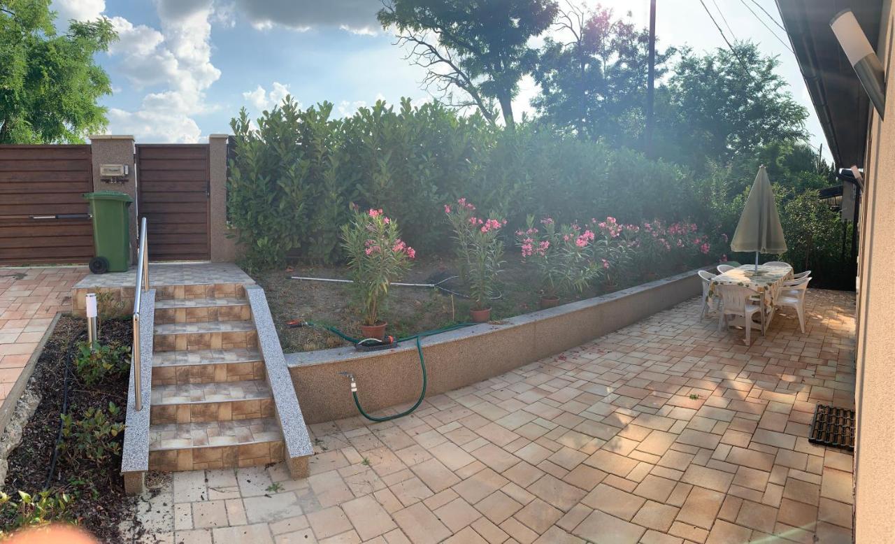 Apartamento House Carlo Ponty Tass Exterior foto